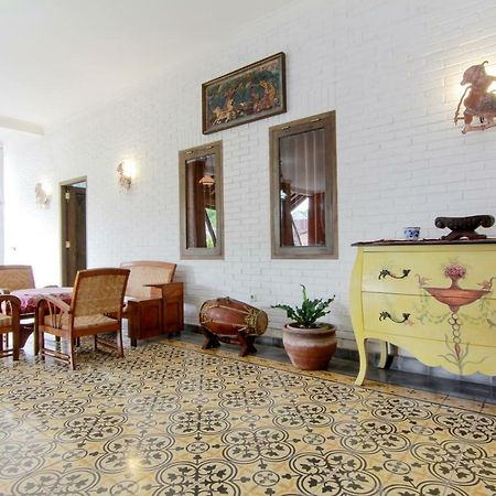Satu Kayen Guest House Слеман Экстерьер фото