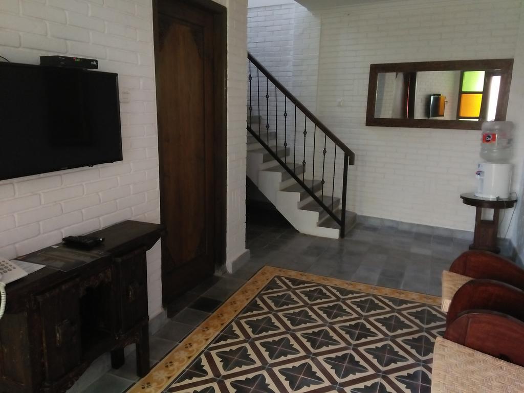 Satu Kayen Guest House Слеман Экстерьер фото