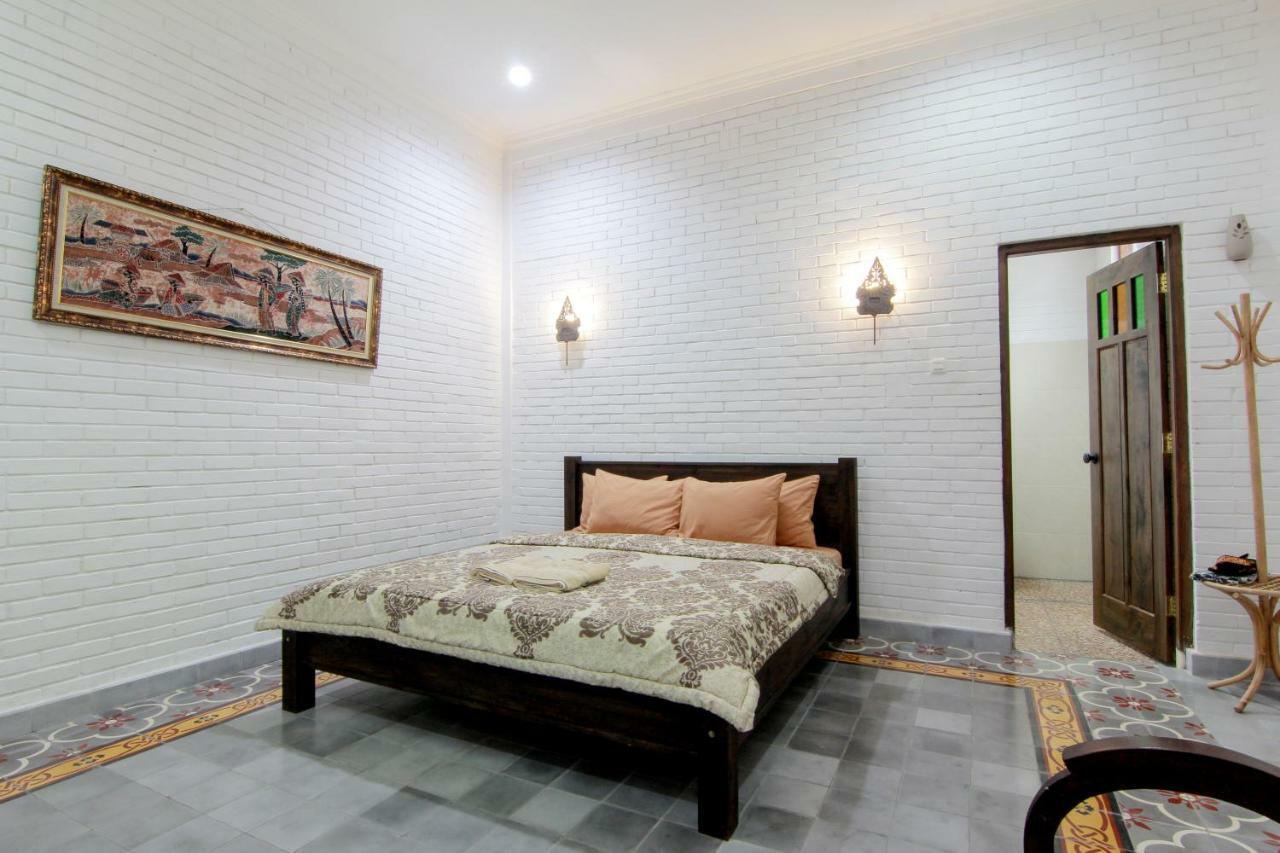 Satu Kayen Guest House Слеман Экстерьер фото