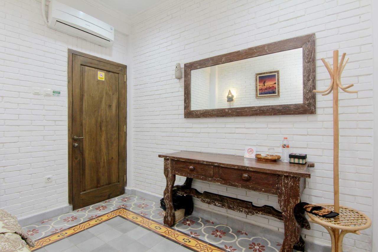 Satu Kayen Guest House Слеман Экстерьер фото