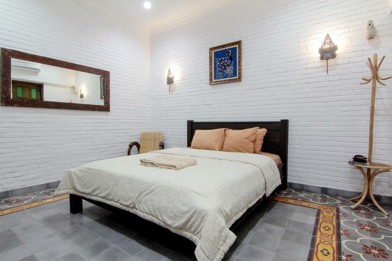Satu Kayen Guest House Слеман Экстерьер фото