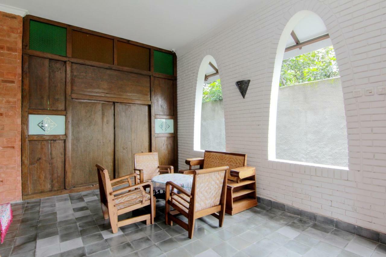 Satu Kayen Guest House Слеман Экстерьер фото